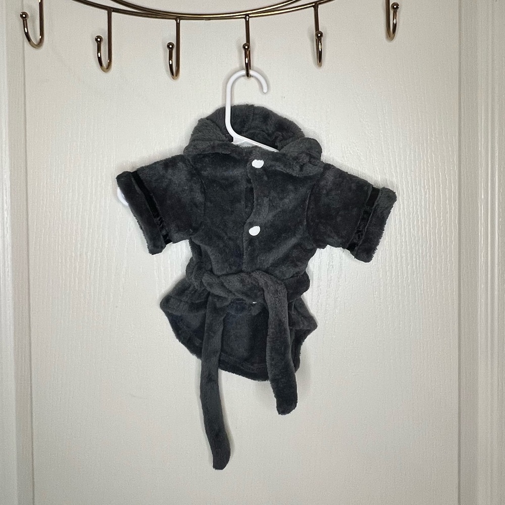 Pet bathrobe suitable for small dogs and cat